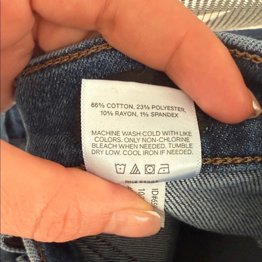 Express Women’s 70s Flare Jeans Size 10 Mid Rise HyperStretch Long Inseam - Picture 11 of 12